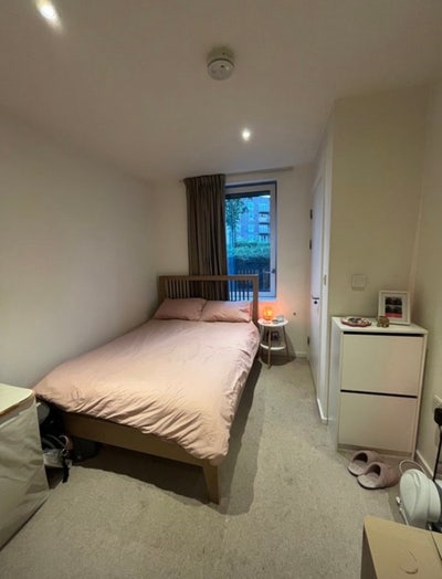 Ensuite Room in a townhouse in East Village Main Photo