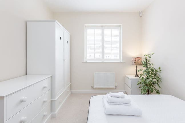 Double Room available in Iselworth Main Photo