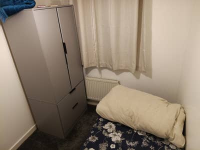 Room for rent  Main Photo