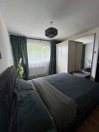 Room in Windsor - Dedworth  Main Photo