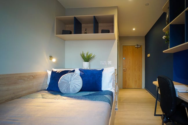 Student En-suite room available  Main Photo