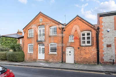 Furnished 1 Bed Flat in Reading Main Photo