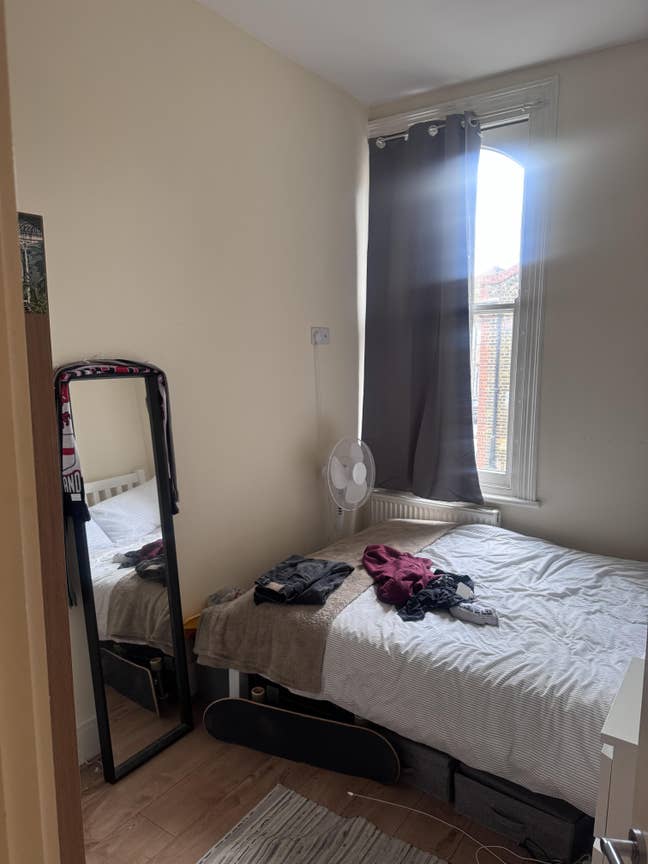 Room in a Shared Flat, Bethnal Green Main Photo