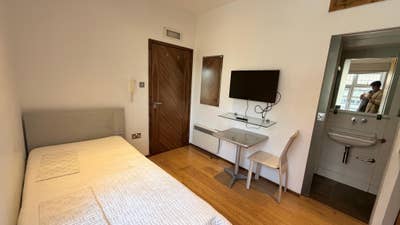 Modern Studio in Golders Green Main Photo