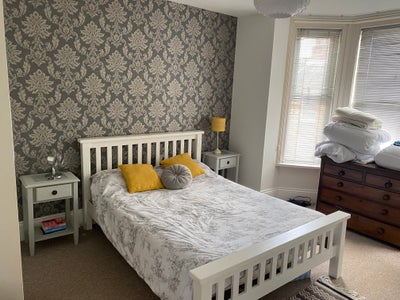 Large sunny double room  Main Photo