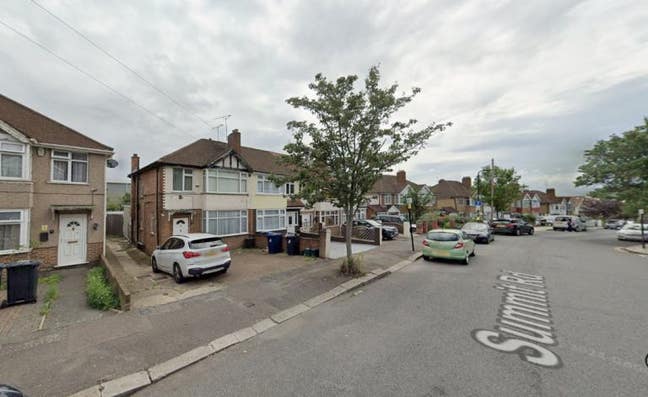 DSS - Studio Flat Available in Northolt Ealing UB5 Main Photo