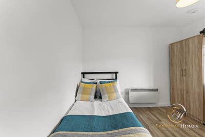 Brand New HMO in St. Michael's Gate - PE1 Main Photo