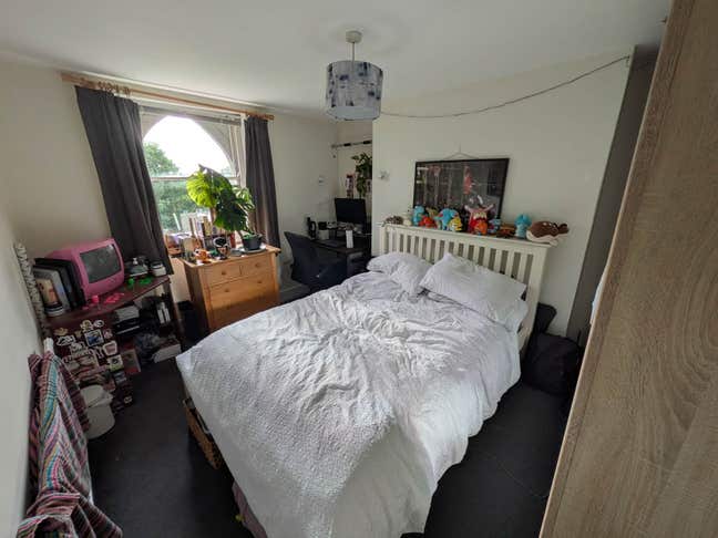 Room Available in Forest Hill (Jul - Aug26) Main Photo