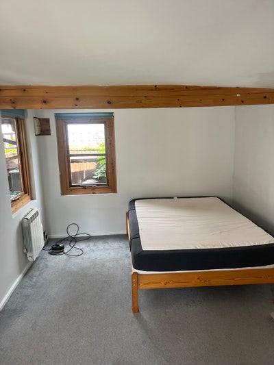 2 rooms to rent  Main Photo