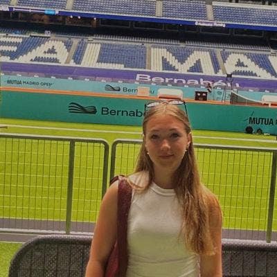 Student Female seeks a single or double room Main Photo