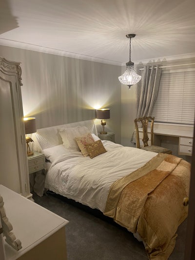 Double room in Eynsham  Main Photo