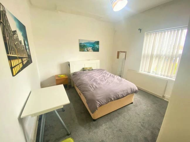 Spacious and Cosy Double Rooms for Rent in M13 0DS Main Photo