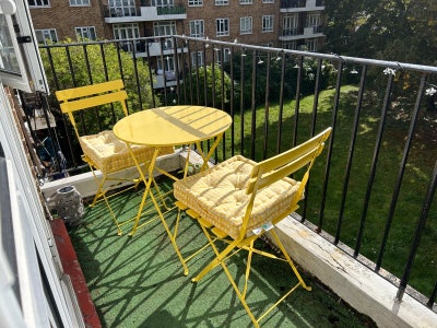 Lovely 2 Bed Property In Heart Of Brixton -  Main Photo
