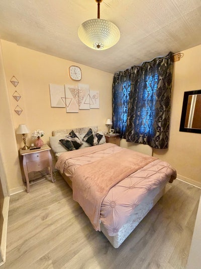 Double Room Available in Dalkeith Town Centre  Main Photo