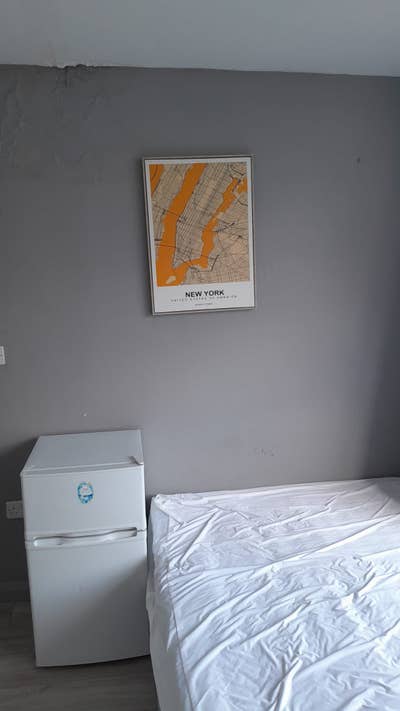 Ensuite Rooms to Rent in Luton LU4 8DP Main Photo