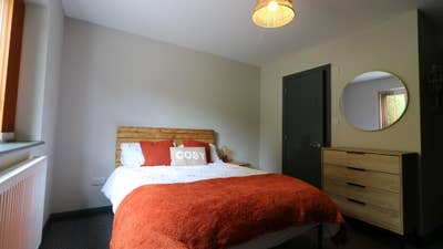 Ensuite Rooms Available 🏡 Westminster Way Main Photo