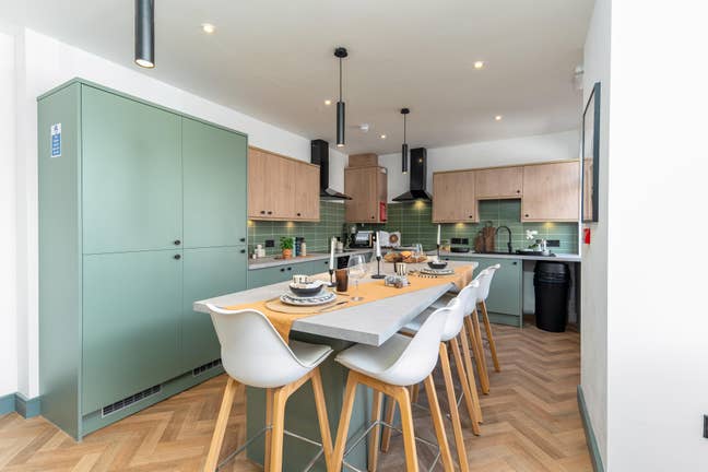 New Ensuite Studios | Gtr Manchester | Bills Inc Main Photo