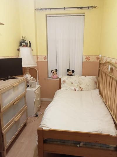 Single Room Main Photo