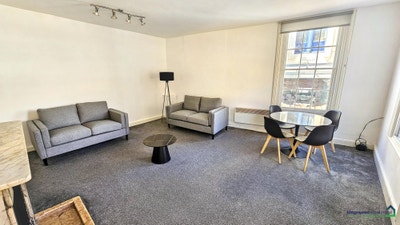 Furnished Spacious 1 Bedroom First Floor City Ce Main Photo