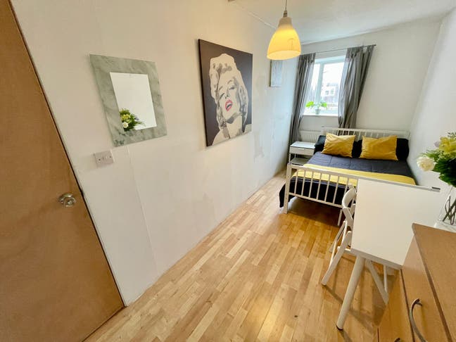 Bills In | Acton Double Rooms | Perfect 2 friends Main Photo