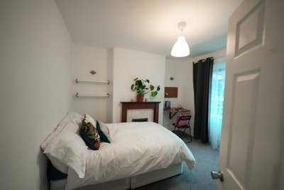 🌆One Room Left Surrey Quays Fast!!🔑 Main Photo