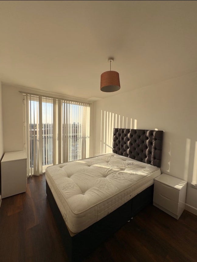 1 bedroom with Ensuite available in City Centre Main Photo