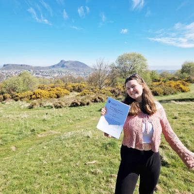 23F Graduate Looking for Friendly Room in Oxford Main Photo
