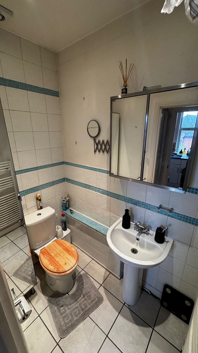 1-bedroom Flat  Main Photo