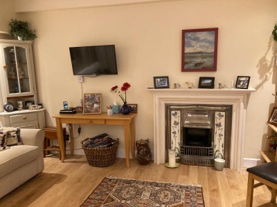 1 bed furnished basement flat for weekday only let Main Photo