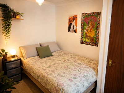  Double Room very central and near beach  Main Photo