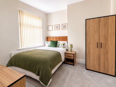🔥 New Luxury Rooms Available Salford 🔥 Main Photo
