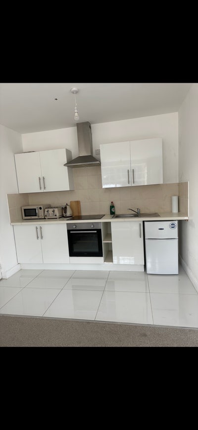 Studio Flat Main Photo