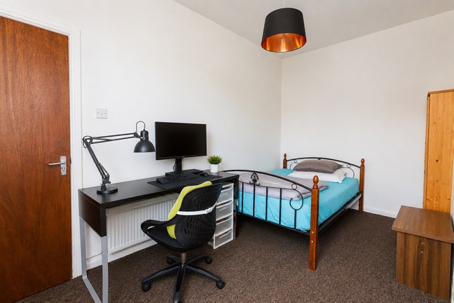 Short-Term Premium Stedent Accomodation _Jul&Aug  Main Photo