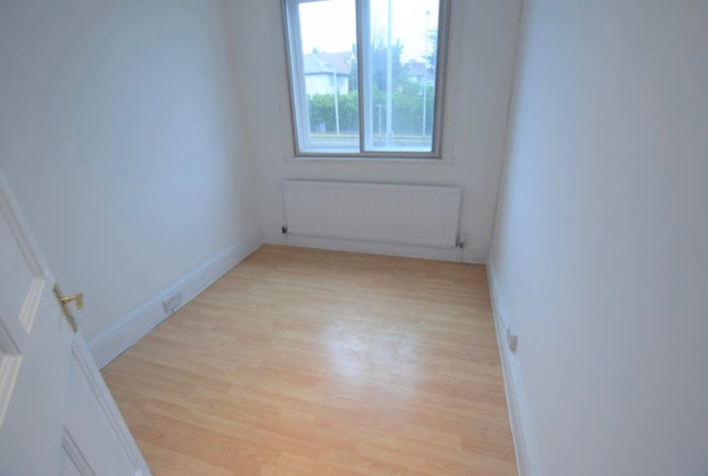 Single Room Furnished 4 Minute Walk To Station Main Photo