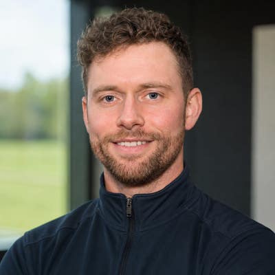 Irish PGA golf coach in London, seeking LGBT+ home Main Photo