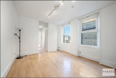 Room available for rent  Main Photo