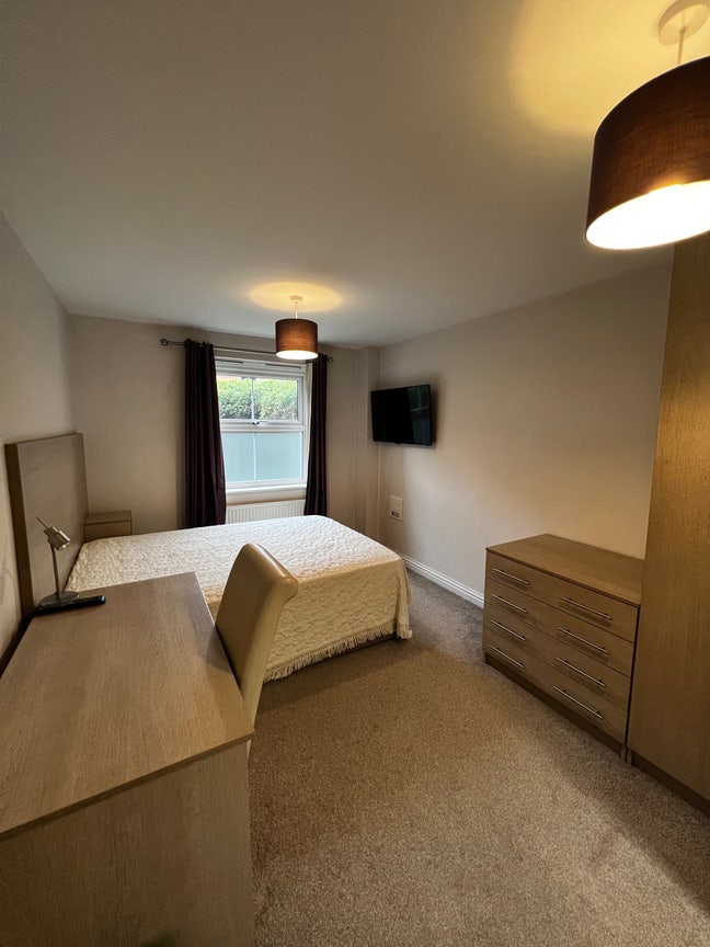 Spacious Ensuite Double Room in Shinfield, RG2 Main Photo