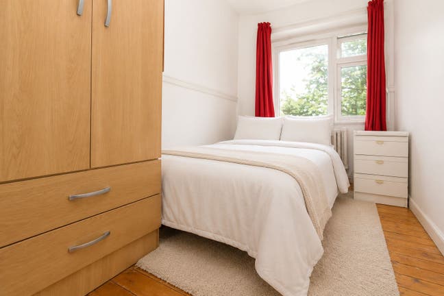 Bright Rooms – Bethnal Green – Won’t Last Long! Main Photo