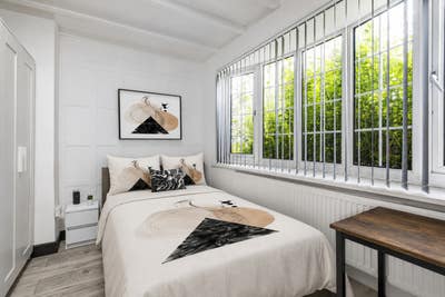 Double Room to Let - Fully Furnished Main Photo