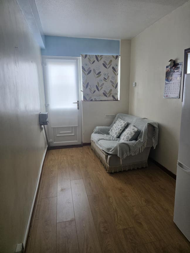 Annex with living room, bath, kitchen and double b Main Photo