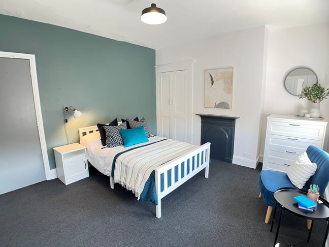 Delightful House for Professionals Main Photo