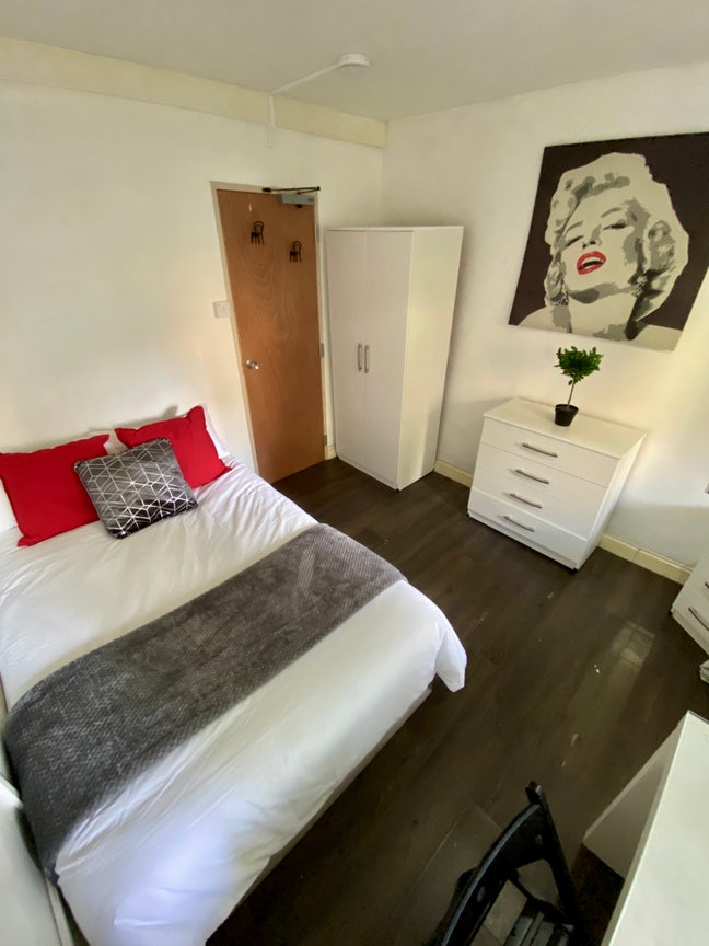 Cosy Double Room in Kings cross / Angel  Main Photo