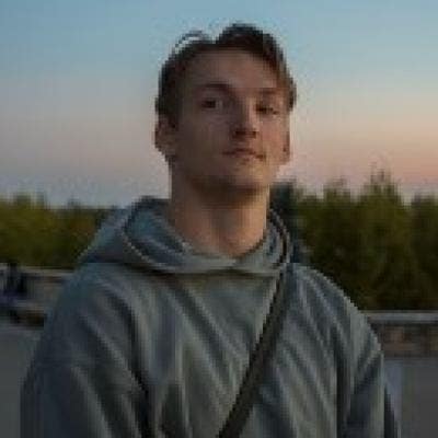 Professional Male seeks a double room Main Photo