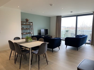 Double room in East Village for a female Main Photo