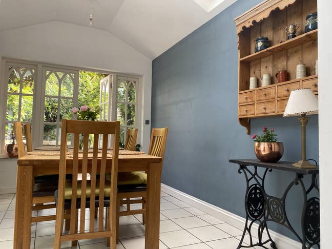 En-suite Room Available Now – St Margaret’s / Rich Main Photo
