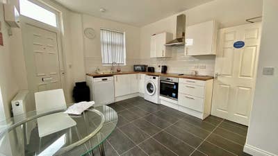  Ground Floor Double Rooms Main Photo