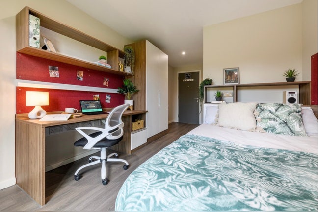 Fredrick House Ensuite Room Main Photo