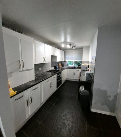 Peaceful Double Rooms – Bills Included | Non-HMO Main Photo