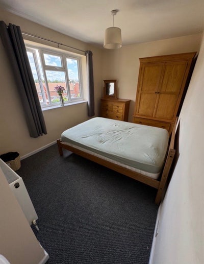 Double Bedroom Available  Main Photo