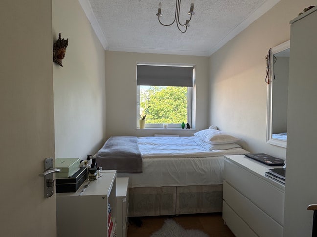 Large Single Room, Little Venice  Main Photo